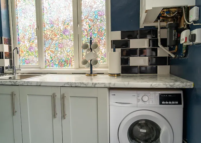 בית נופש Games Free Parking House בריסטול